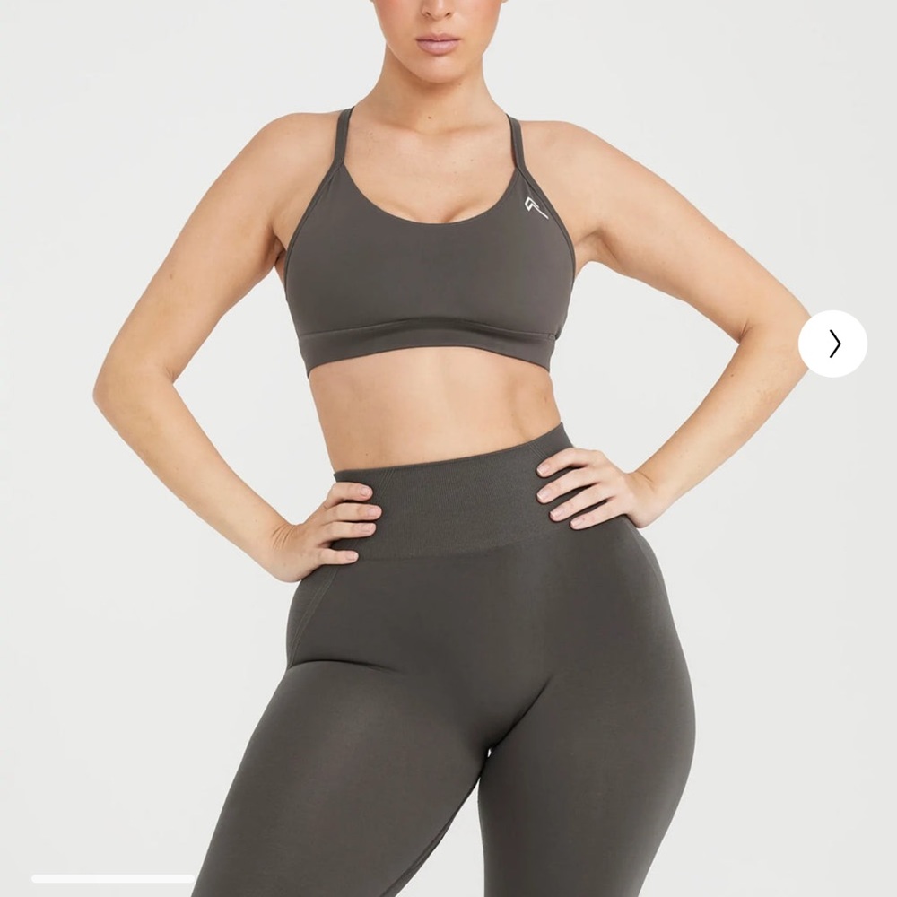 Oner active XL everyday sports bra in deep taupe. Pads are removed